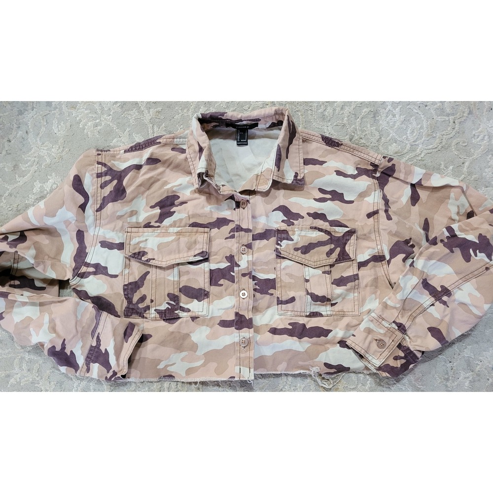 Forever 21 Y2K Small Camo Cropped Button Down‎ Utility Shirt Desert Tan Raw Hem